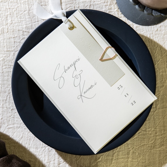 招待状手作りの新しいカタチ「fitau」｜メラニー グレーD招待状