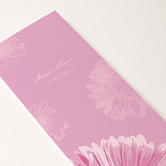 席次表手作りの新しいカタチ「fitau」｜ガーベラパープル席次表・席札