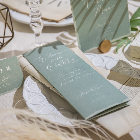 席次表手作りの新しいカタチ「fitau」｜フラワーコラージュ ピンク席次